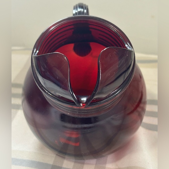 VINTAGE RUBY RED GLASS PITCHER - Picture 3 of 8